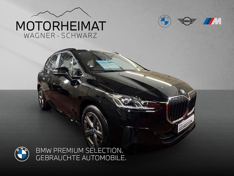 Gebraucht BMW 230e Active Tourer 326 PS (239 kW) 2024 Schwarz Van / Kleinbus