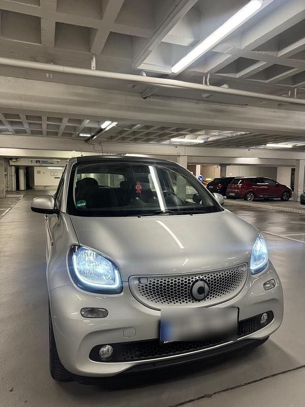 Usata Smart ForFour 90 CV (66 kW) 2015 Grigio Utilitaria