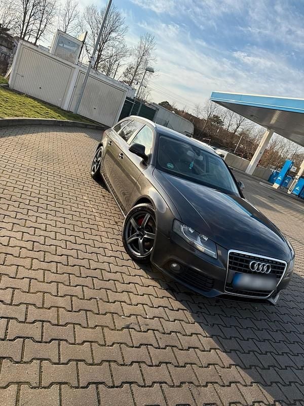 Gebraucht Audi A4 190 PS (139 kW) 2010 Blau Kombi