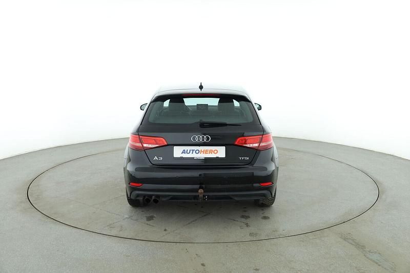 Gebraucht Audi A3 2018 Schwarz Limousine