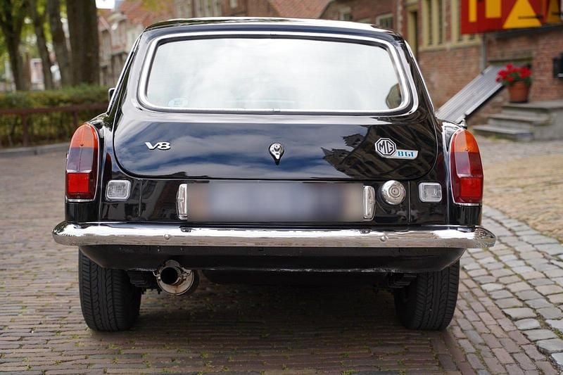 Second-hand MG B GT 160 CP (117 kW) 1976 Negru Coupe