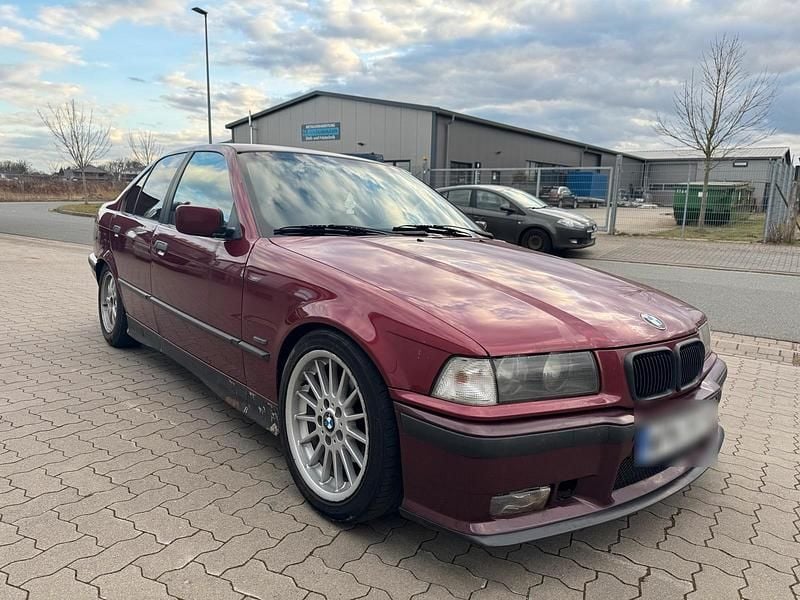 Gebraucht BMW 320 150 PS (110 kW) 1997 Limousine