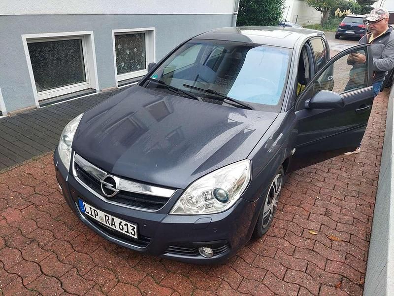 Gebraucht Opel Signum 155 PS (114 kW) 2006 Blau Kleinwagen