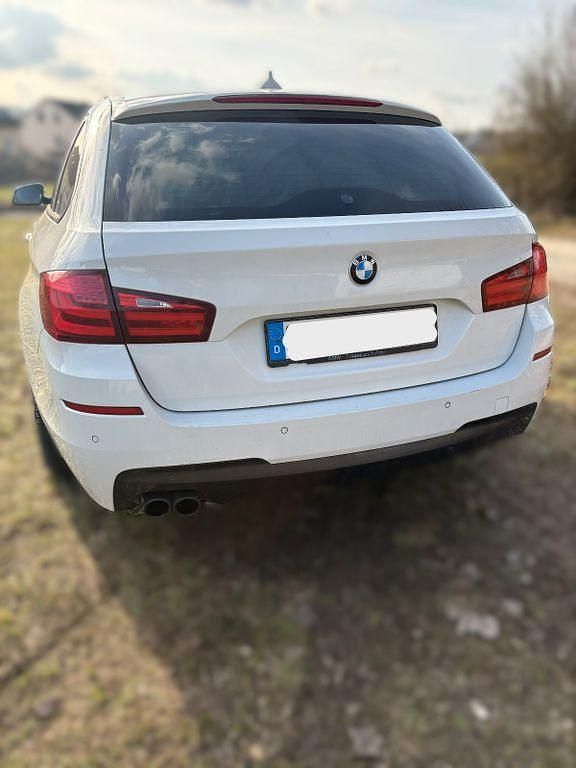 Gebraucht BMW 520 Performance 184 PS (135 kW) 2013 Weiß Kombi