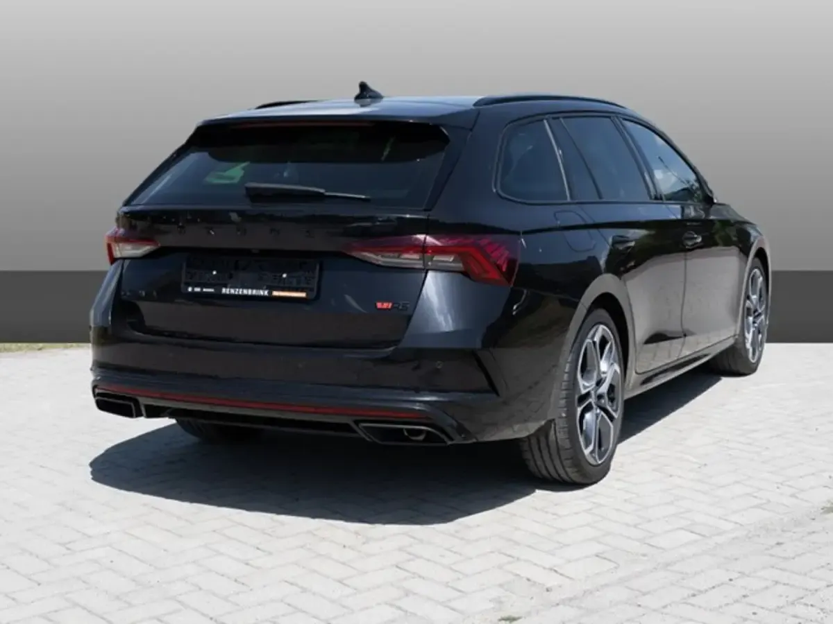 Gebraucht Skoda Octavia RS 245 PS (180 kW) 2022 Schwarzmagic perleffekt (metallic) Kombi