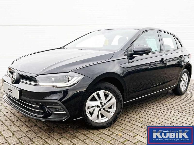 Gebraucht VW Polo Style 110 PS (80 kW) 2024 Deep black perleffekt Kleinwagen
