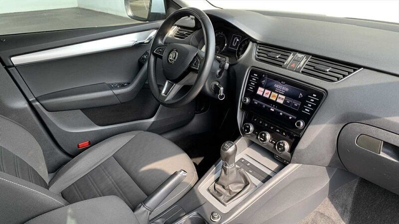 Gebraucht Skoda Octavia 150 PS (110 kW) 2017 Weiss / metallic Kombi