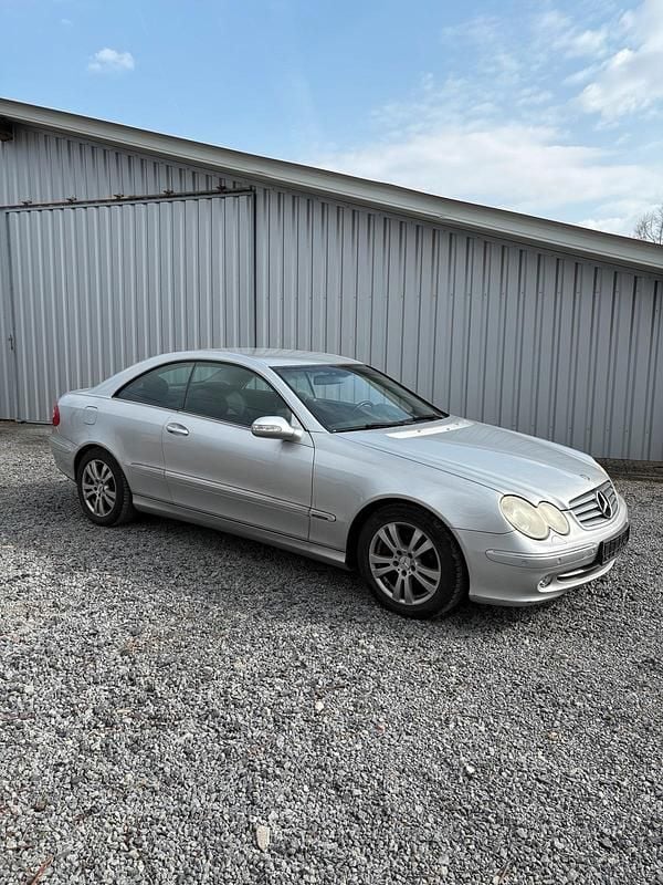Gebraucht Mercedes CLK240 Elegance 170 PS (125 kW) 2003 Coupé