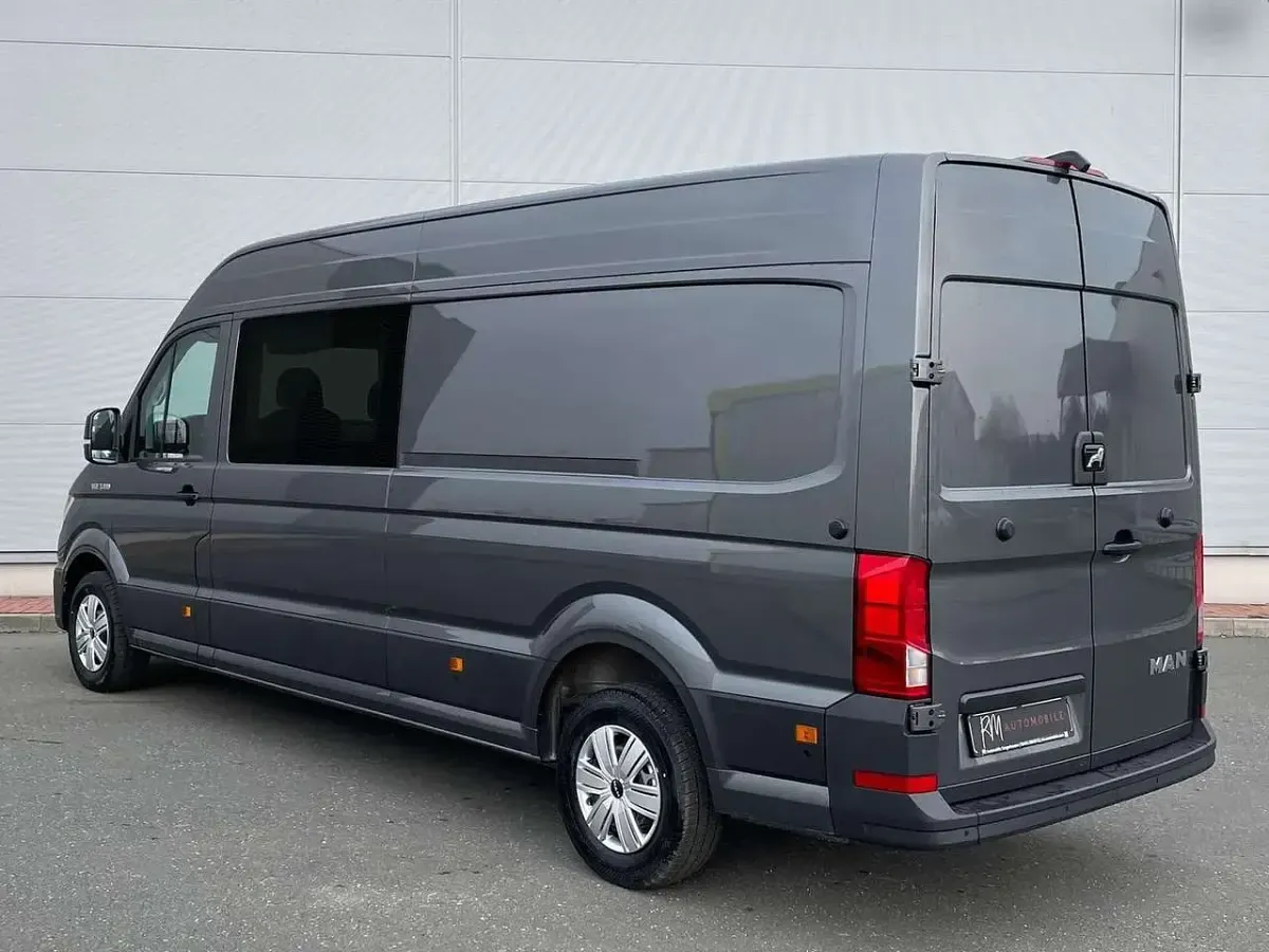 Nowe MAN TGE 177 KM (130 kW) 2025 Szary Van