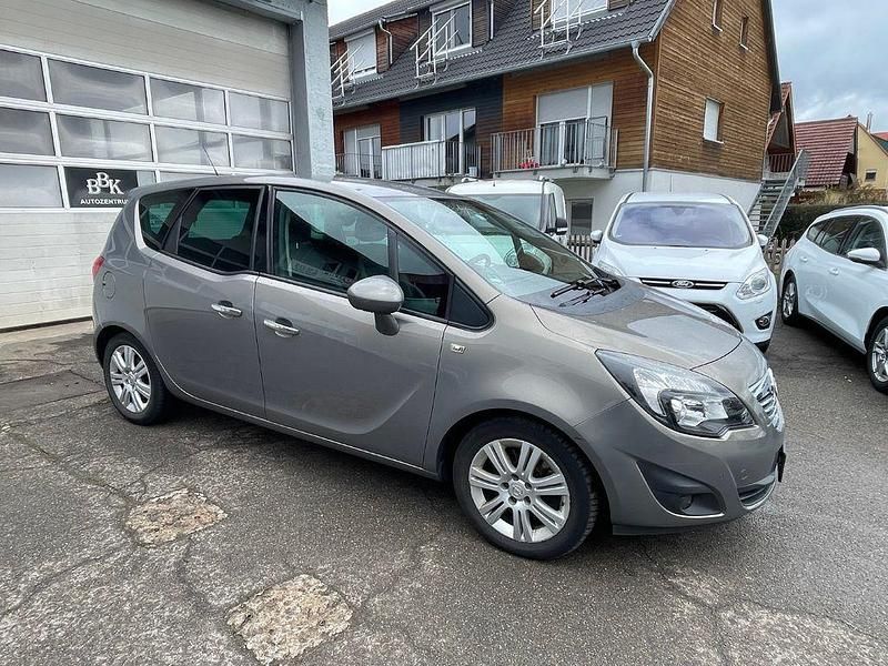 Gebraucht Opel Meriva Innovation 131 PS (96 kW) 2011 Grau Van / Kleinbus