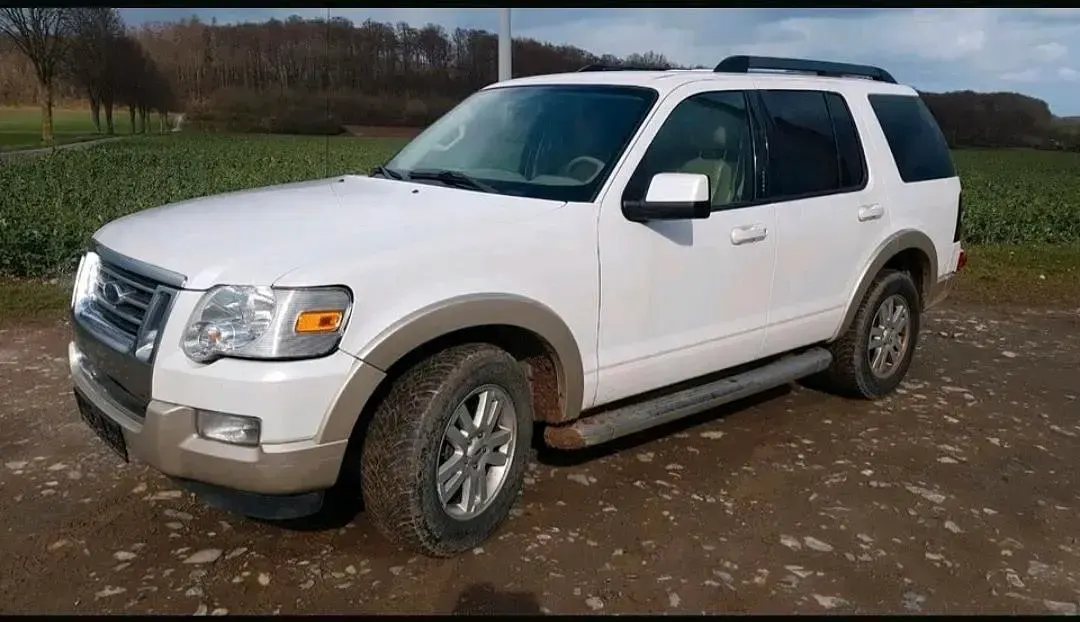 Gebraucht Ford Explorer 213 PS (156 kW) 2011 Weiß SUV