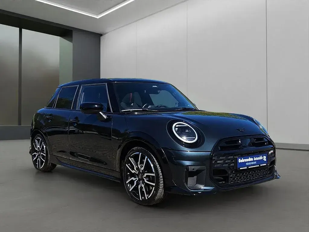 Używany Mini Cooper 204 KM (150 kW) 2024 Szary Hatchback