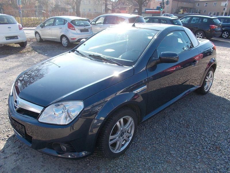 Gebraucht Opel Tigra Edition 90 PS (66 kW) 2009 Schwarz Cabrio