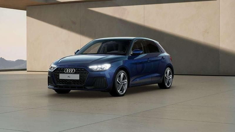 Navarrablau metallic/manhattangrau metallic Gebraucht 2025 Audi A1 Sportback Advanced Kleinwagen | 29.780 € (Fairer Preis) - Bild 1/4