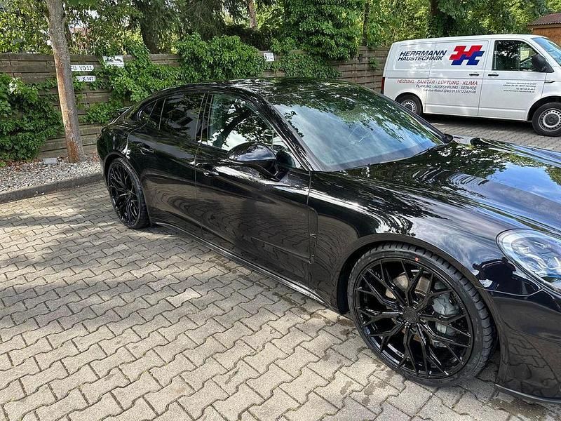 Schwarz Gebraucht 2016 Porsche Panamera 4S Limousine | 53.500 € (Fairer Preis) - Bild 1/4