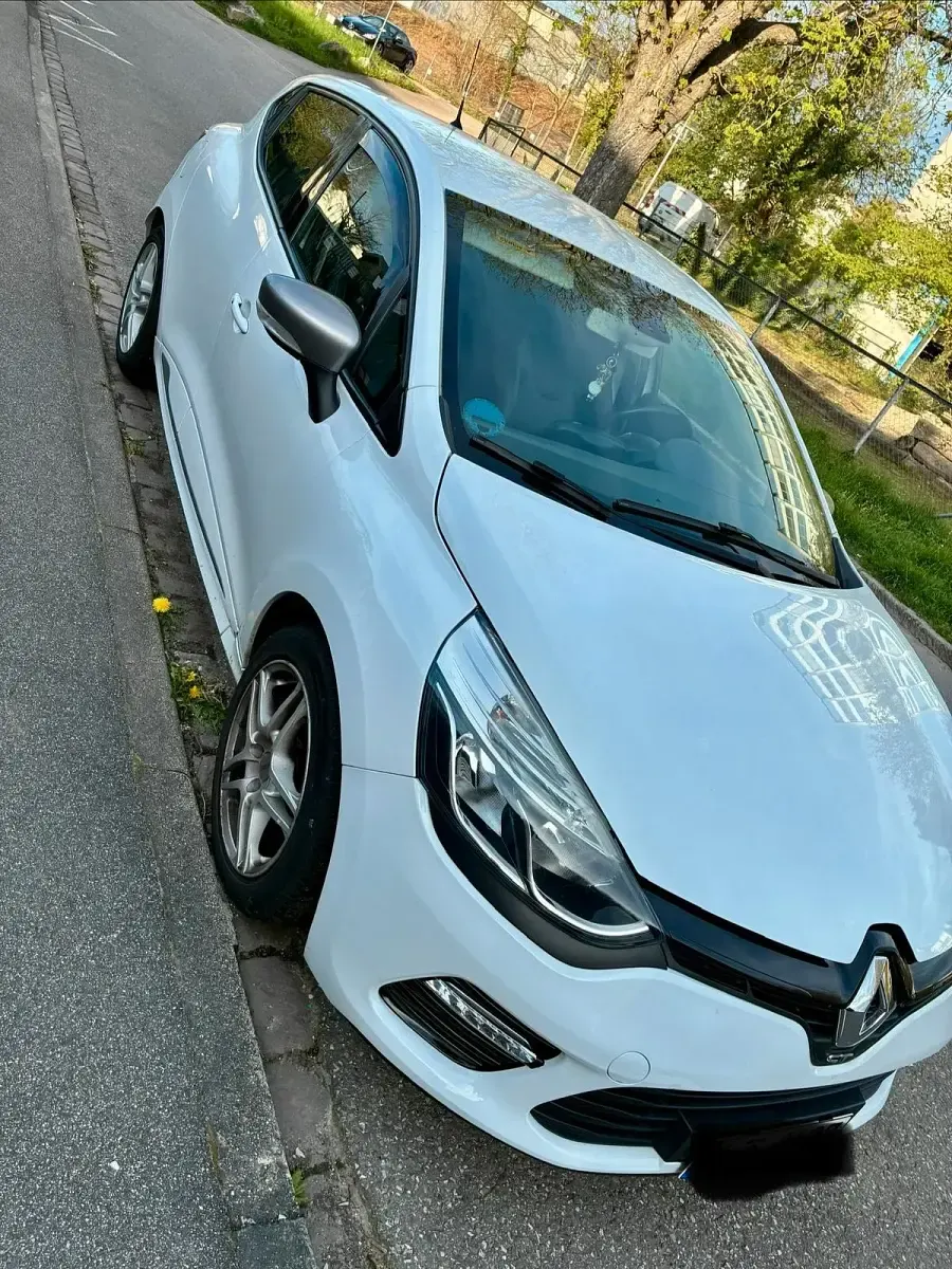 Gebraucht Renault Clio 120 PS (88 kW) 2013 Weiß Kleinwagen