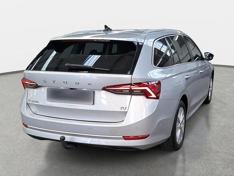 Gebraucht Skoda Octavia Style 204 PS (150 kW) 2022 Silber Kombi