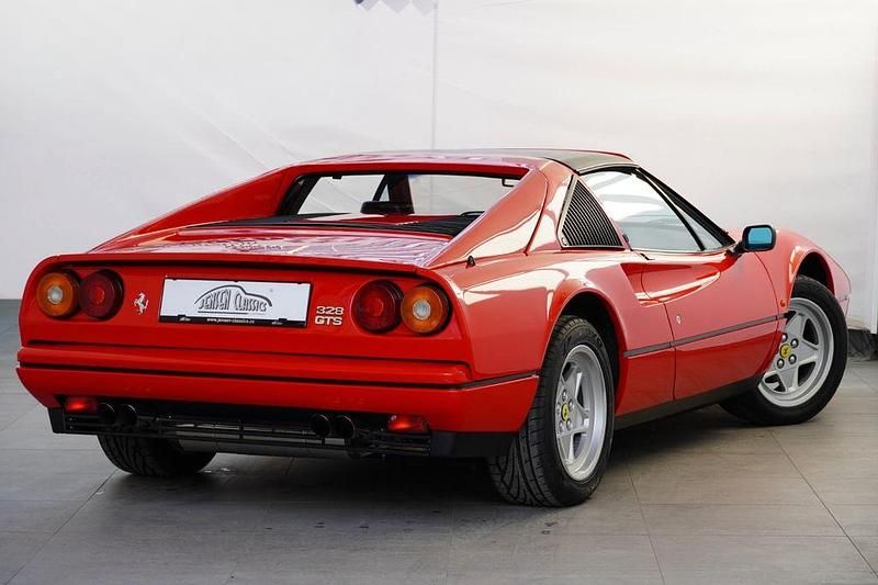 Gebraucht Ferrari 328 271 PS (199 kW) 1986 Rot Cabrio