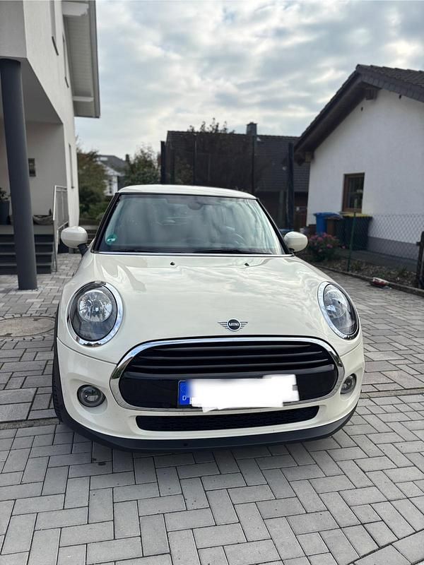 Beige Gebraucht 2019 Mini Cooper Kleinwagen | 15.500 € (Guter Preis) - Bild 1/4