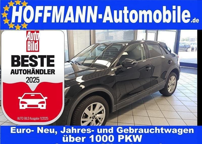 Mythosschwarzmet. (metallic) Gebraucht 2022 Audi Q2 Comfort SUV | 23.600 € (Fairer Preis) - Bild 1/4