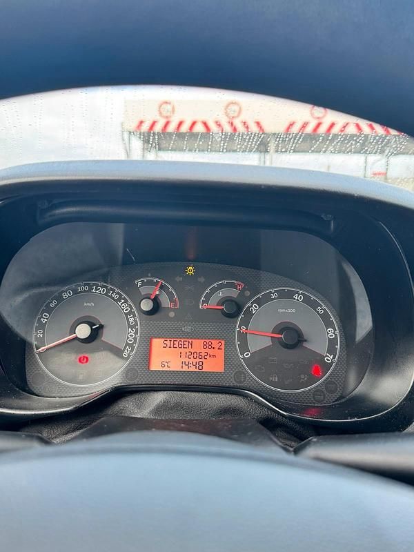 Gebraucht Fiat Linea 77 PS (56 kW) 2007 Schwarz Limousine