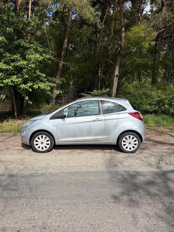 Second-hand Ford Ka 70 CP (51 kW) 2011 Argintiu Hatchback