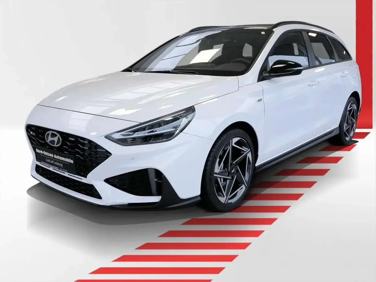 Gebraucht Hyundai i30 N Line 140 PS (102 kW) 2026 Atlas white Kombi