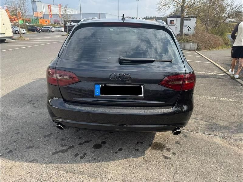 Gebraucht Audi A4 S-Line 179 PS (131 kW) 2012 Schwarz Kombi