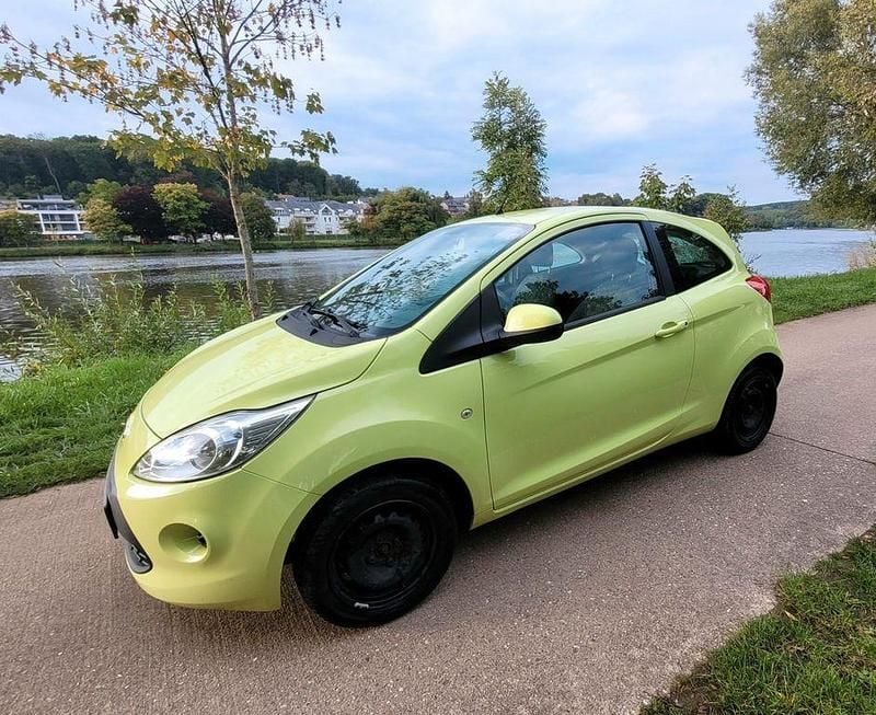 Grün Gebraucht 2013 Ford Ka Trend Kleinwagen | 2.750 € (Guter Preis) - Bild 1/4