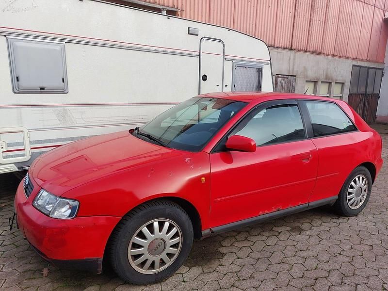 Rot Gebraucht 1997 Audi A3 Attraction Kleinwagen | 999 € (Fairer Preis) - Bild 1/4