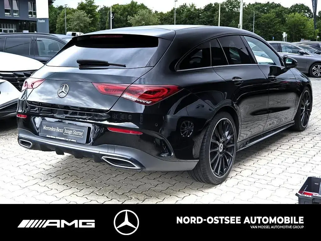 Gebraucht Mercedes CLA200 AMG 150 PS (110 kW) 2023 Unilack nachtschwarz Coupé