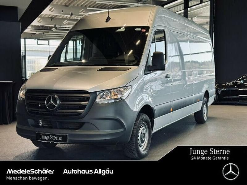 Silber Gebraucht 2023 Mercedes Sprinter Van | 35.522 € (Fairer Preis) - Bild 1/4