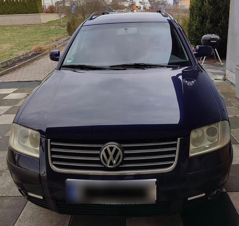 Gebraucht VW Passat 116 PS (85 kW) 2001 Blau Kombi
