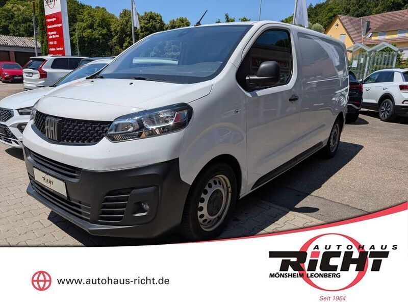 Schneeweiß Gebraucht 2022 Fiat Scudo Van / Kleinbus | 17.330 € (Fairer Preis) - Bild 1/4