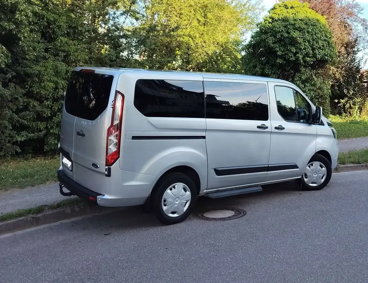 Gebraucht Ford Transit Custom 131 PS (96 kW) 2020 Van