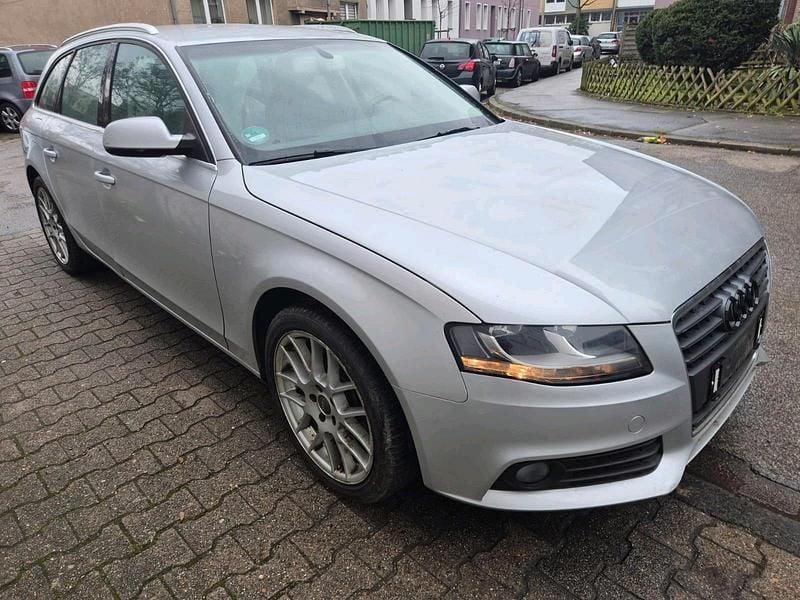Silber Gebraucht 2009 Audi A4 Kombi | 4.990 € (Superpreis) - Bild 1/4