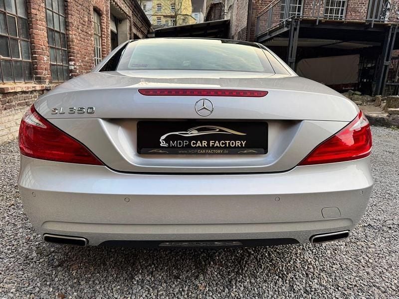 Gebraucht Mercedes SL350 306 PS (225 kW) 2012 Iridiumsilber Cabrio