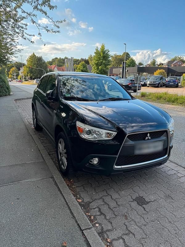 Schwarz Gebraucht 2011 Mitsubishi ASX SUV | 5.800 € (Fairer Preis) - Bild 1/3