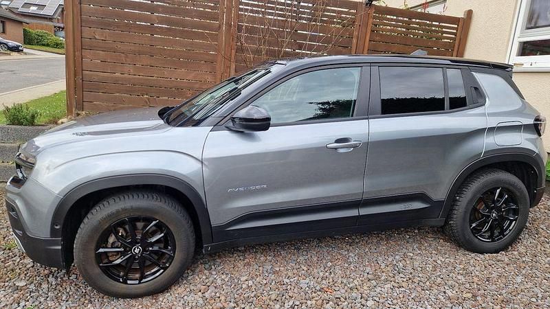 Gebraucht Jeep Avenger EV Summit 114 kW (156 PS) 2023 Grau SUV