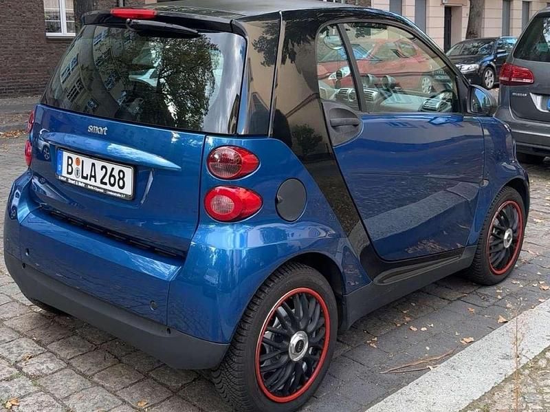 Gebraucht Smart ForTwo Coupé 61 PS (44 kW) 2008 Blau Coupé