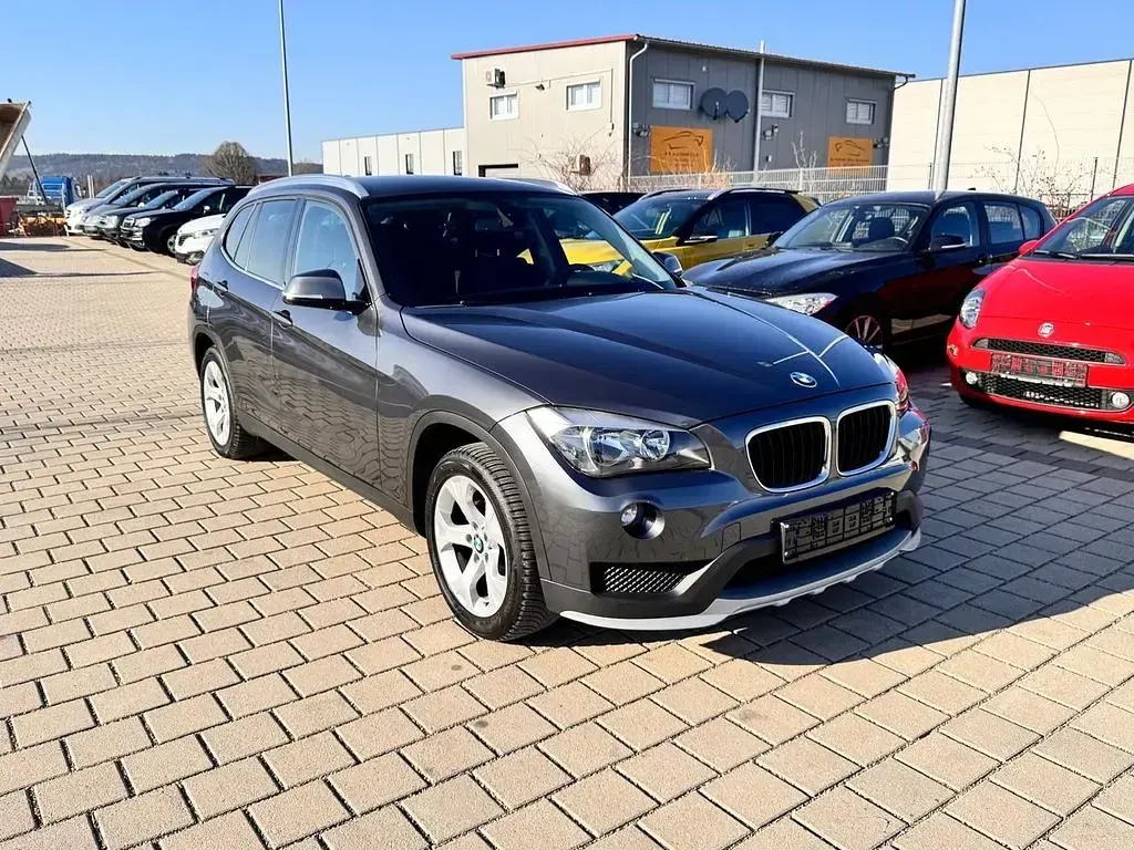 Używany BMW X1 Advantage 116 KM (85 kW) 2015 Szary SUV