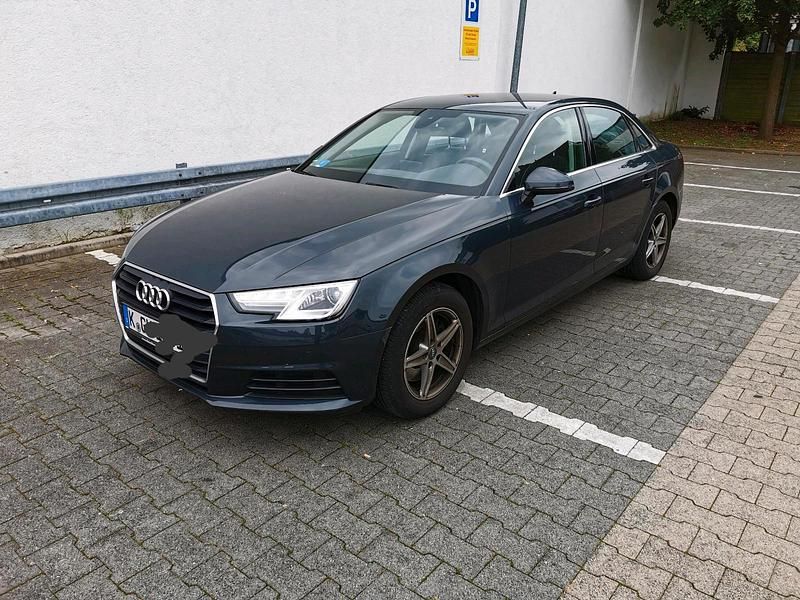 Second-hand Audi A4 150 CP (110 kW) 2017 Gri Berlinǎ