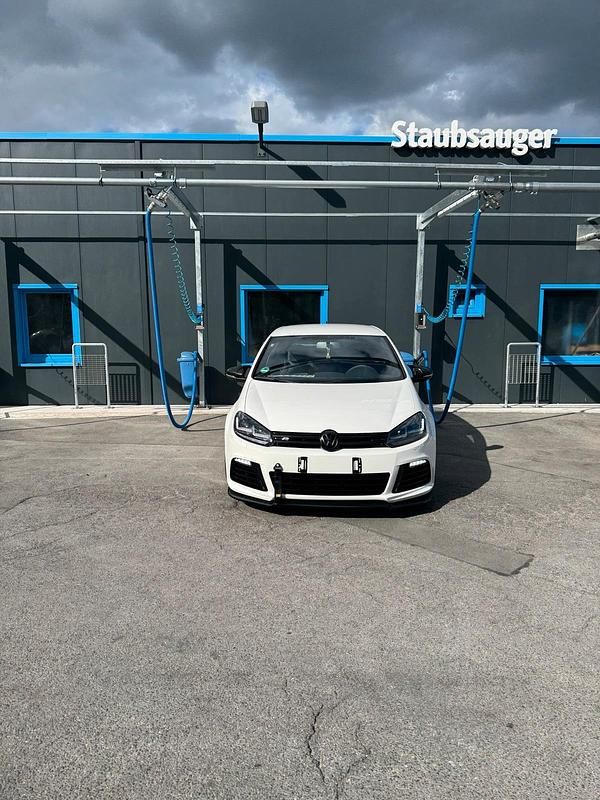 Gebraucht VW Golf R-line 122 PS (89 kW) 2010 Weiß Coupé