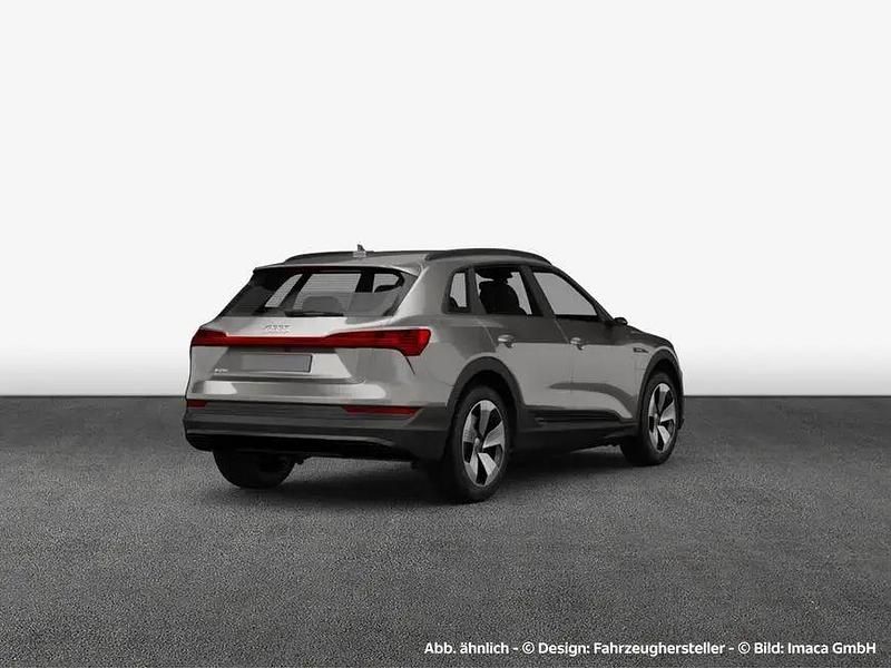 Second-hand Audi e-tron Advanced 230 kW (313 CP) 2022 Gri SUV
