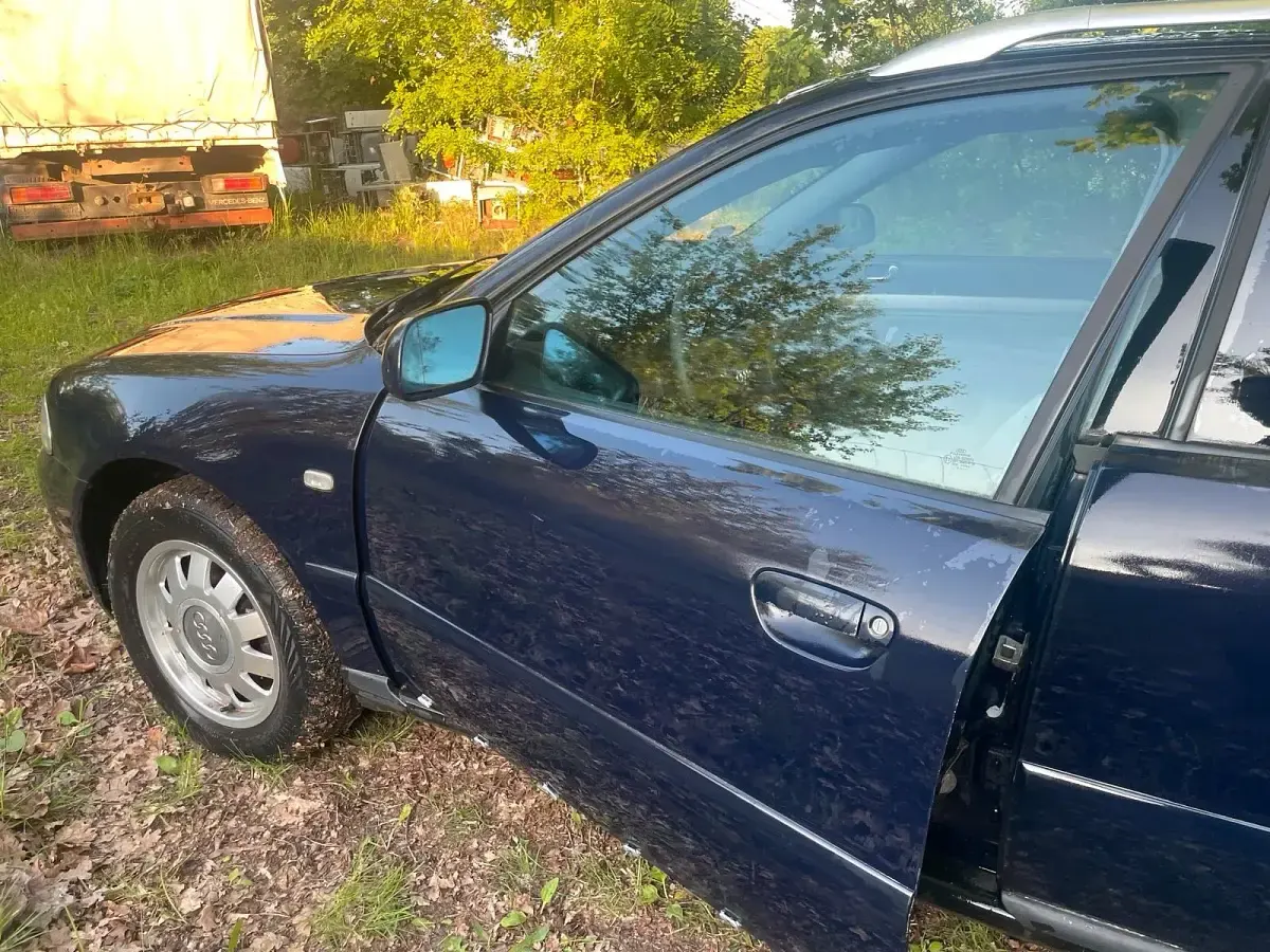 Gebraucht Audi A4 2000 Blau Kombi
