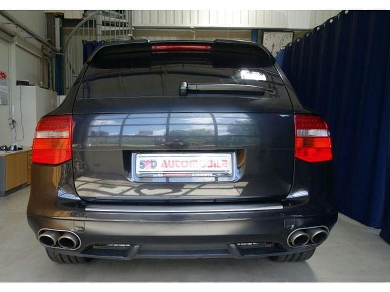 Gebraucht Porsche Cayenne 500 PS (367 kW) 2009 Basaltschwarzmetallic (metallic) SUV