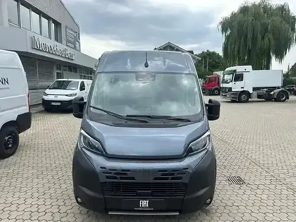 Neu Fiat Ducato 140 PS (102 kW) 2026 Grau fer grau metallic Van
