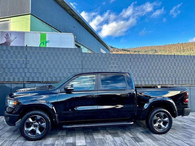 Gebraucht Dodge Ram 401 PS (294 kW) 2019 Schwarz Pickup