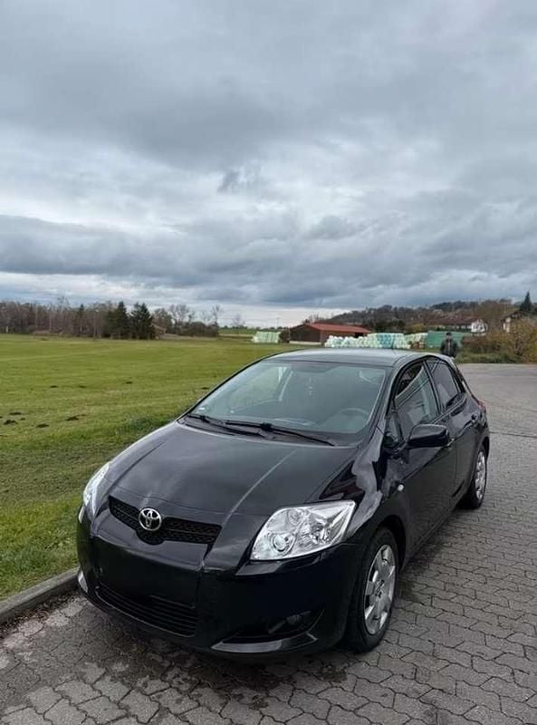 Schwarz Gebraucht 2007 Toyota Auris Sol Limousine | 3.000 € (Guter Preis) - Bild 1/4