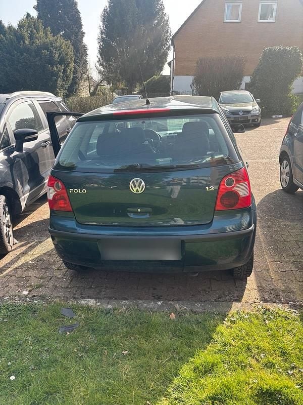 Gebraucht VW Polo 64 PS (47 kW) 2002 Grün Kleinwagen